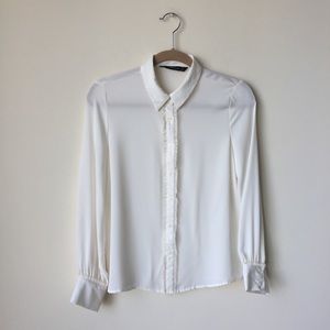 Woman’s Off White Button down shirt
